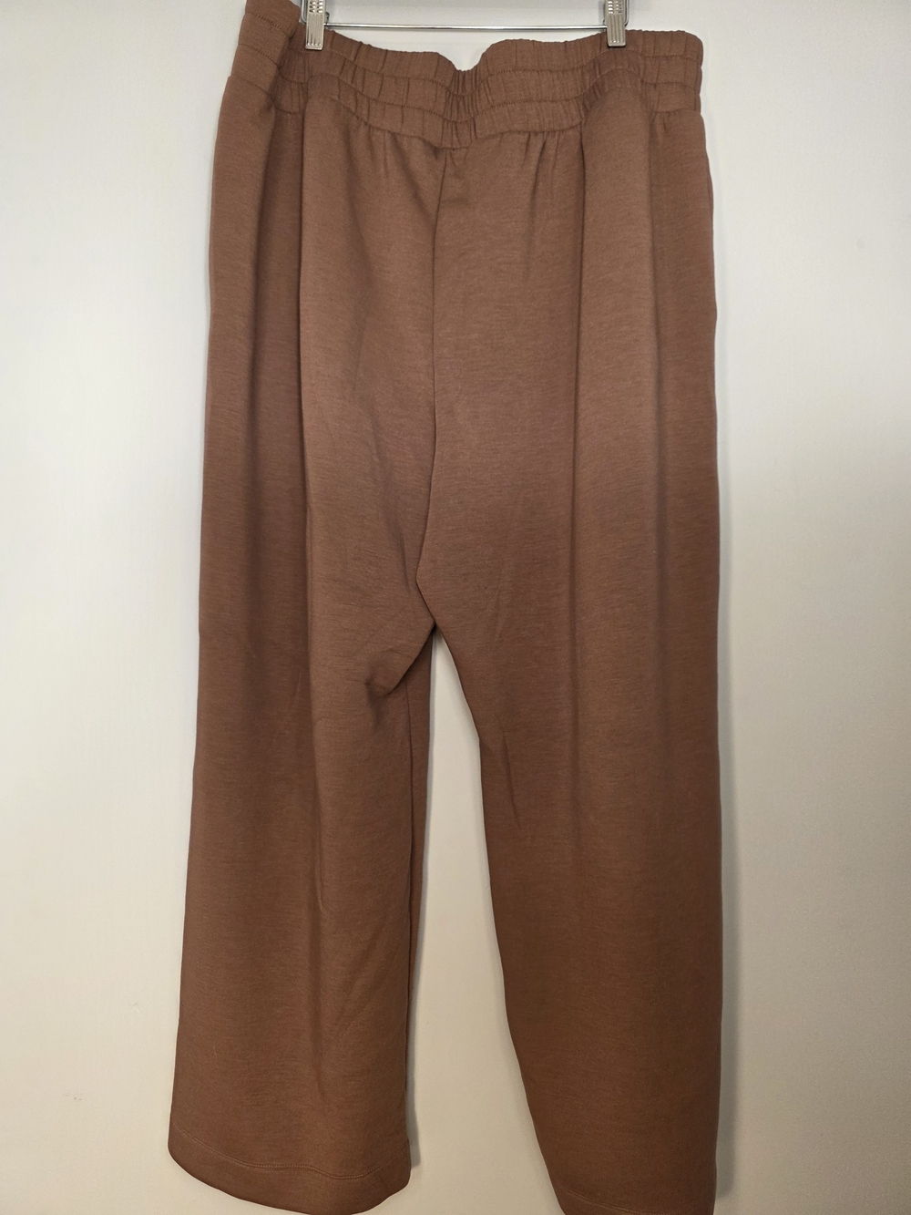 Brown Old Navy Bounce Fleece Wide Leg Sweatpants - Picture 2 of 2